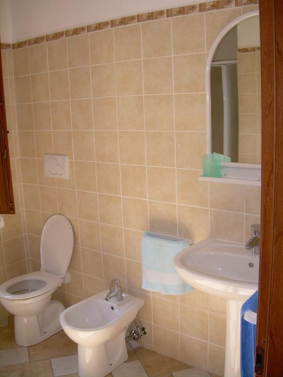 Ariabuona Apartment Монеглия Екстериор снимка