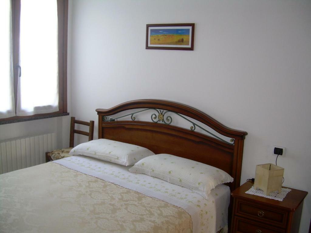 Ariabuona Apartment Монеглия Екстериор снимка